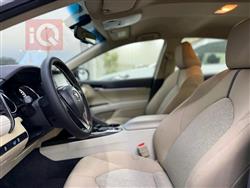 تۆیۆتا کامری